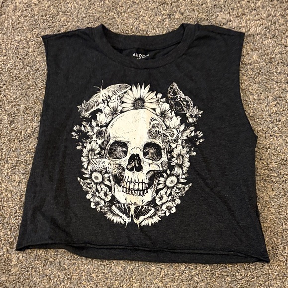 T-Shirt bundle - Picture 2 of 6